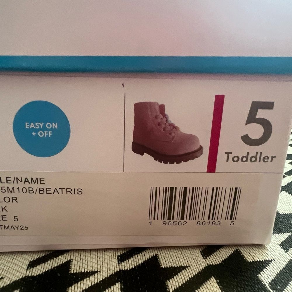 Carter's Beatris Toddler Girls Casual Ankle Boots- Size 5 - Picture 7 of 7